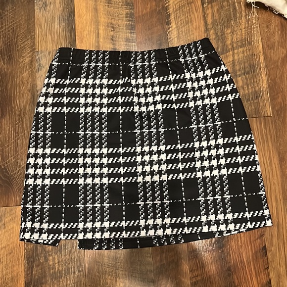 SHEIN Size 4  Sexy Plaid Print Split Bodycon Skirt - Picture 2 of 2